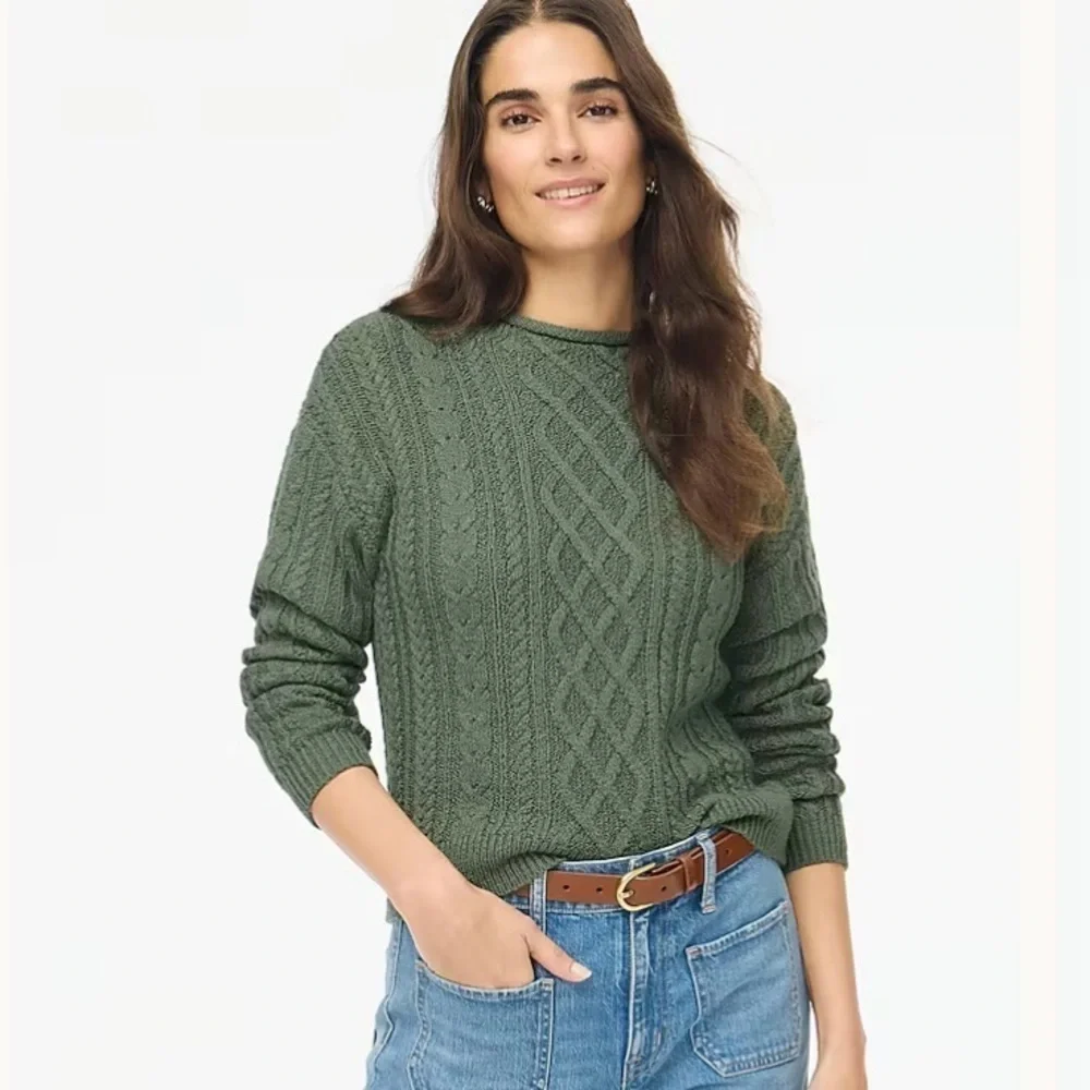 J. Crew Soft Cable Knit Sweater in Pale Spinach Green Size S NWT